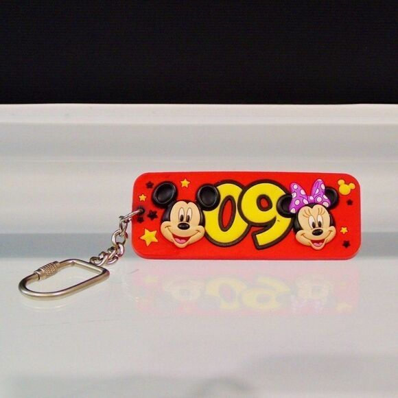 Disney 2009 Keychain Mickey Minnie 3D - Picture 6 of 6